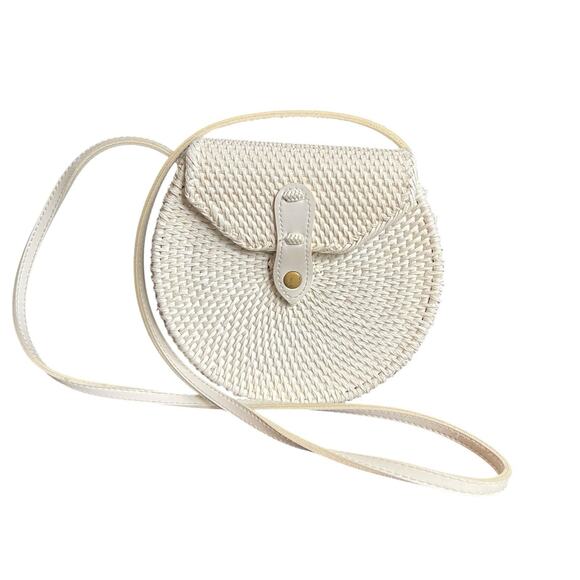 Anthropologie Handbags - Anthropologie White Bali Circle Crossbody Bag Rattan Faux Leather
